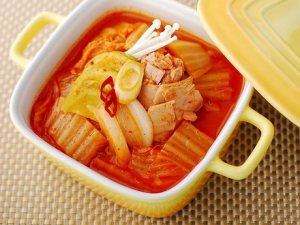 泡菜可以排毒?能防止便秘的食物有哪些?