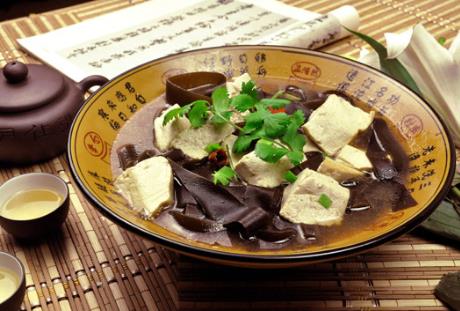 ����ߵ�ʳ������Щ��ʳ��⺬��һ�[��