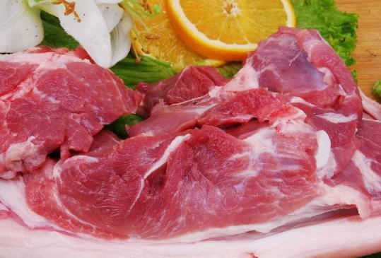 豬肉是深紅色的是不是不新鮮了?有瘦肉精的豬肉口感是怎樣的?