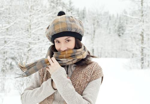 冬季皮膚干燥怎么辦?冬天護膚注意事項