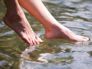 腳上起水泡很癢怎么辦?長水泡如何處理?