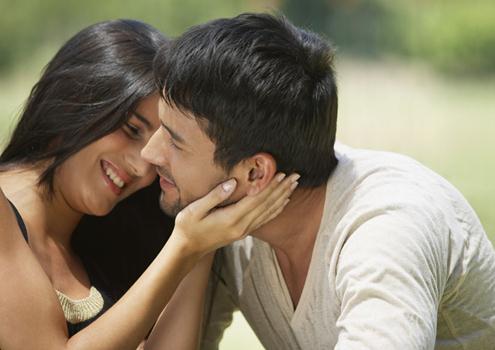 ���˳�ʲôʳ����(y��ng)���c(di��n)�u(p��ng)�������f�еĉ��(y��ng)���Ե�ʳ��