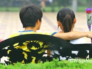 戀愛(ài)“起步價(jià)”引熱議 女性擇偶標(biāo)準(zhǔn)最低5000元