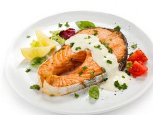 哺乳期可以吃魚嗎？哺乳期吃魚的食譜