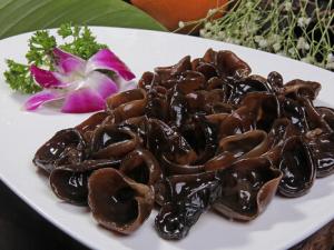 產(chǎn)婦能吃黑木耳嗎？產(chǎn)婦吃黑木耳的做法