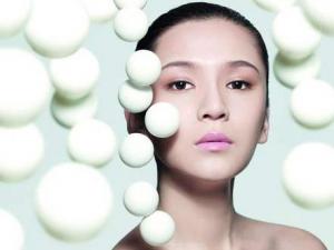 如何用雞蛋去除臉部斑點(diǎn)？雞蛋祛斑的小竅門