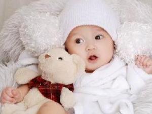 新生兒用什么枕頭好？如何選購嬰兒枕頭