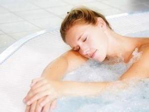 洗澡時突然暈倒怎么急救?洗澡暈塘的急救與預(yù)防