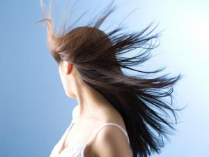 頭皮癢是怎么回事？頭皮癢掉發怎么辦