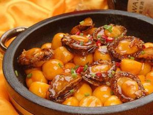 常吃油膩食物可能導致發根出油？