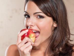 月經期可以吃蘋果嗎？月經期吃什么水果好