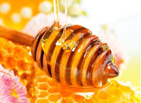 Ů�Խ��ںȷ���ˮ�Æ��������ܲ��ܺȷ���ˮ