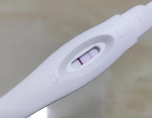 驗孕棒測懷孕一定要用晨尿嗎?驗孕棒一深一淺說明什么