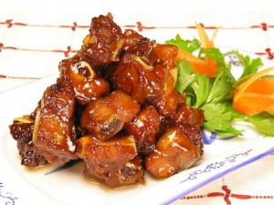 高壓鍋燉排骨怎么做才好吃？高壓鍋燉排骨的營養價值