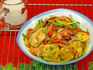 炒年糕怎么做好吃？炒年糕的做法