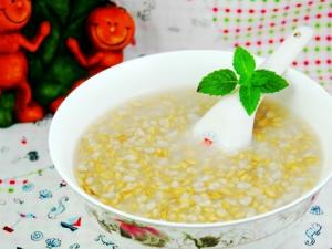 怎么煮粥才不粘鍋?燕麥黑米粥的做法