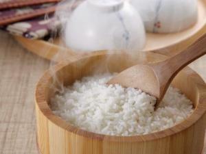 蒸米飯用開水煮還是冷水煮更有營養