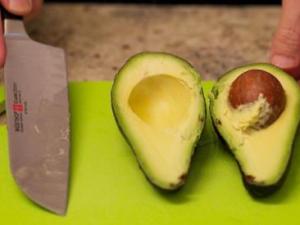 牛油果的營養價值-牛油果的功效與作用