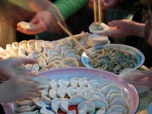 如何快速包餃子？包餃子的小竅門