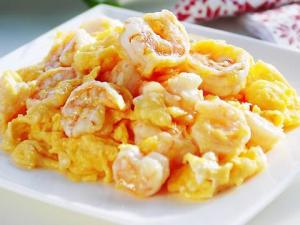 怎樣炒雞蛋更鮮嫩？炒雞蛋的做法與技巧