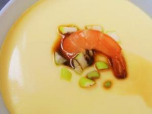 怎樣蒸雞蛋羹更鮮嫩?蒸雞蛋羹的做法