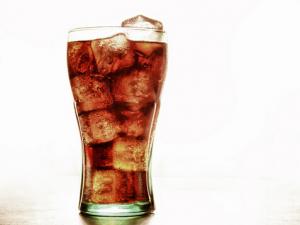 可樂的哪些成分影響健康?長期喝可樂的危害