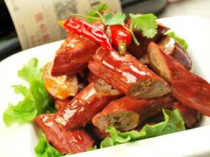 雞身上哪些部位不能吃？揭秘關(guān)于吃雞的種種疑惑