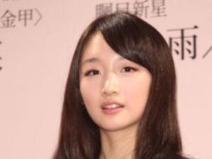 周冬雨個人資料，周冬雨照片，周冬雨富二代男友