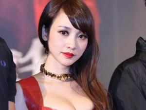 柳巖談性感不介意胸話題 性感銷魂G奶照組圖