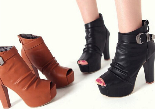 魚嘴鞋不跟腳怎么辦？魚嘴鞋前面磨腳怎么辦？