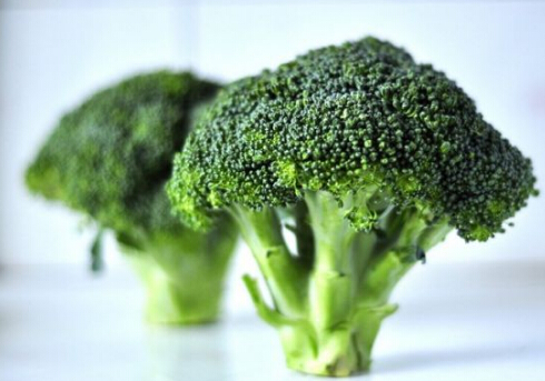 西蘭花的營(yíng)養(yǎng)價(jià)值-西蘭花怎么做最能抗癌？