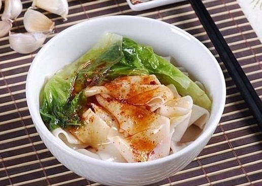 油潑面的營養(yǎng)價(jià)值-油潑面的做法及配料