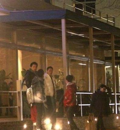 何炅結(jié)婚了嗎？湖南衛(wèi)視主持人何炅與妻子王菁情史曝光