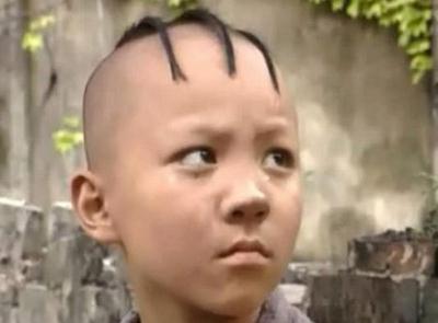 三毛孟志超個人資料圖片，童星三毛扮演者孟志超生活照曝光