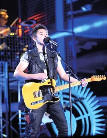 好聲音梁博奪冠，網友惡搞梁博奪冠內幕：他爸是涼茶