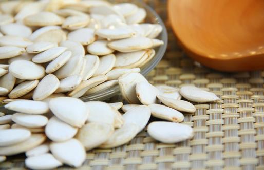 多吃南瓜子能提高精子質量?提高精子質量的食物