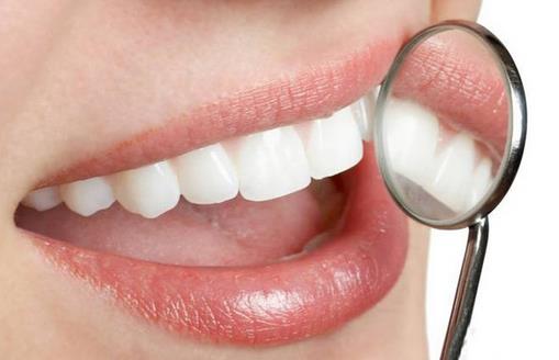 什么食物對牙齒好？8大食物讓牙齒更干凈美白