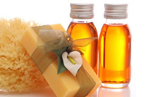 搓臉用力過大當(dāng)心斑點(diǎn)來找你!