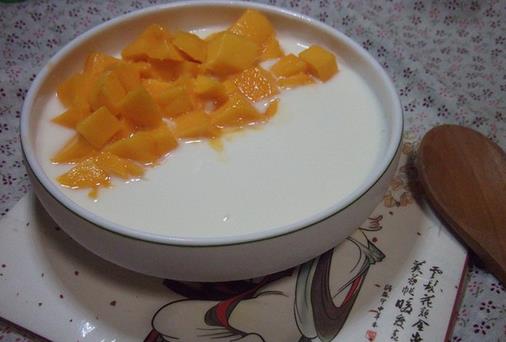 酸奶什么時候喝最好？不同時間喝酸奶功效不同