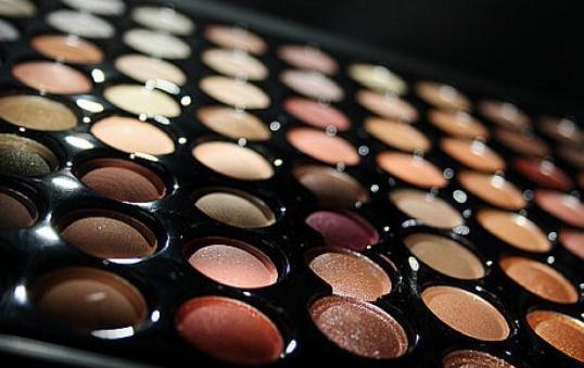 化妝顯老？那是你妝得不對！