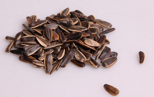 吃瓜子有什么好處？什么人不適合吃瓜子？