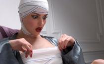 乳房下垂怎么辦？怎么解決胸部松垂？