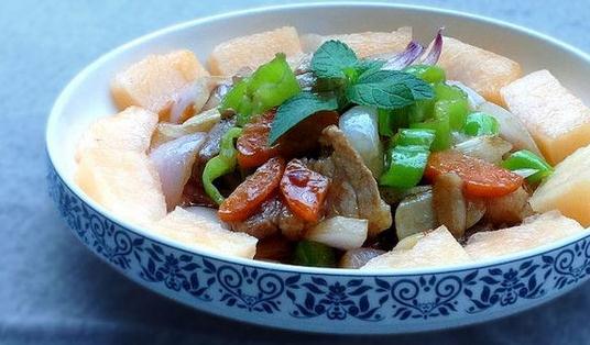 三餐間健康食物有哪些？喝點酸奶更健康