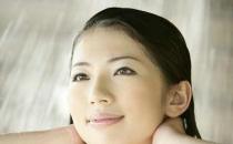 冬天用冷水洗澡好么？