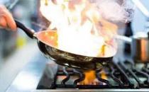 3個炒菜惡習有損健康 更有惡習會致癌