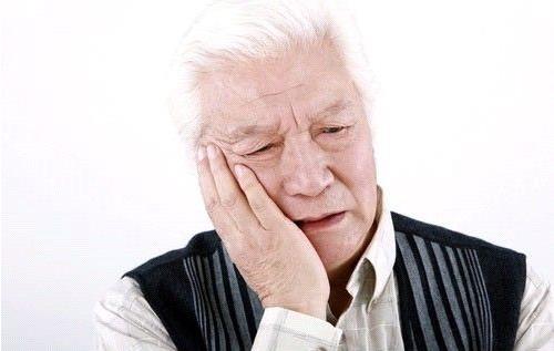 老人常口干怎么辦