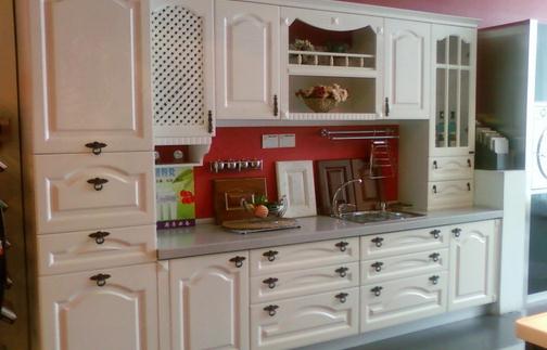 吸塑板和模壓板有什么區別？吸塑板的厚度與規格