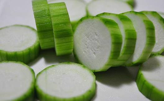 怎么選購好的絲瓜？教你絲瓜選購技巧