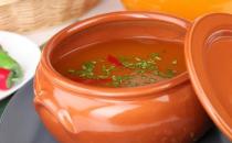 煲湯小技巧 讓你學(xué)會(huì)給湯放調(diào)料