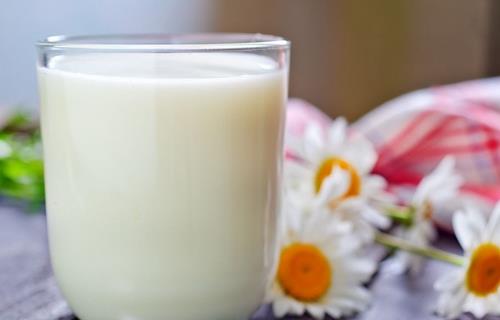 白領(lǐng)抗疲勞飲食N原則 補鐵很關(guān)鍵